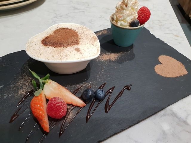 images/food/slider/bistro-deli-4-kireth.jpeg
